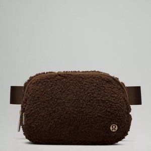 NWT Lululemon Everywhere Belt Bag 1L *Fleece Brown Earth/Gold NEW RARE